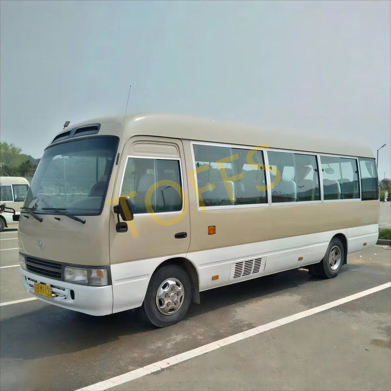 Minibus Toyota Coaster 4x4 30 posti a sedere per il trasporto urbano