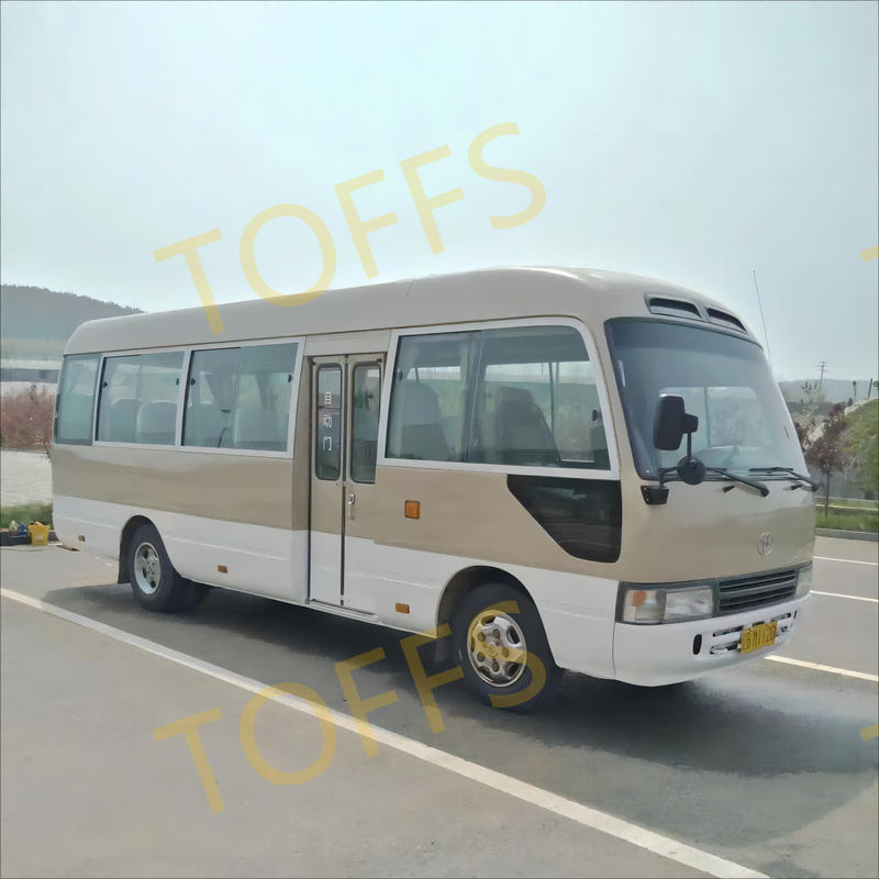 Minibus Toyota Coaster 4x4 30 posti a sedere per il trasporto urbano