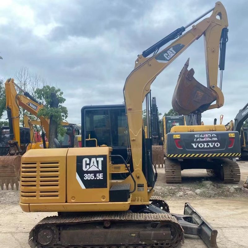 Escavatori usati Caterpillar CAT305.5E mini escavatori da 5 tonnellate