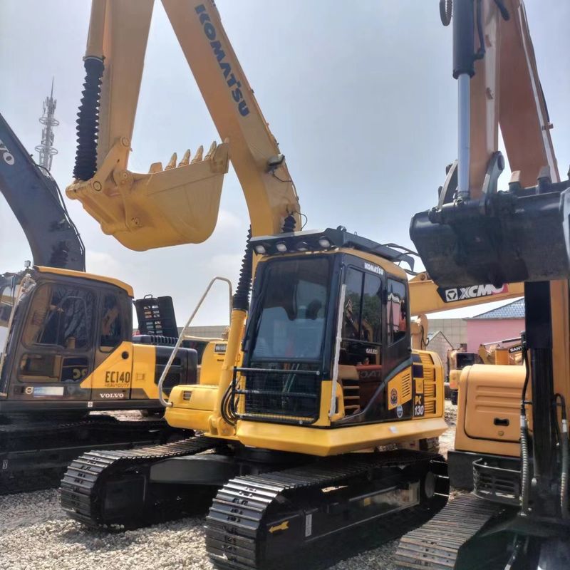 Escavatore Komatsu PC130 di seconda mano da 13 tonnellate