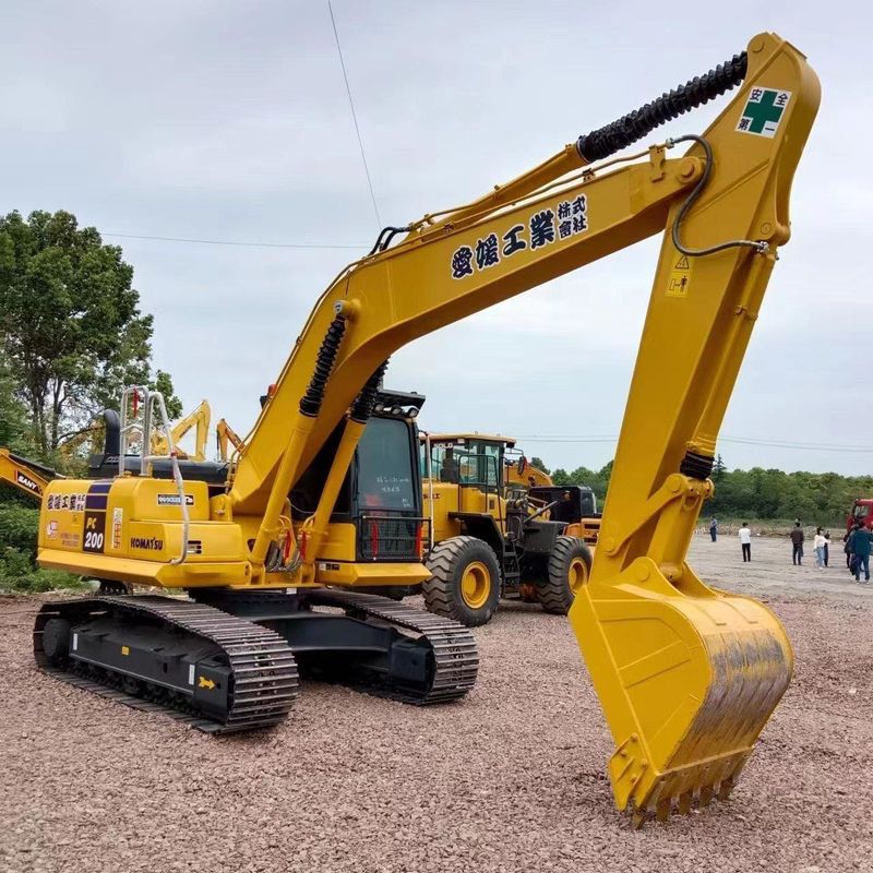 Escavatore Komatsu di seconda mano PC200-8 Usato di 20 tonnellate