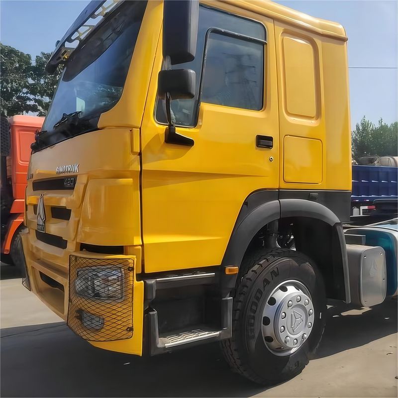 Caccia di trattori usati Howo Sinotruk 420 Hp 6x4 Per il trasporto