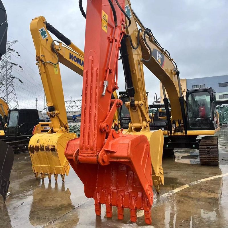 Escavatore Doosan Digger DX225LC di seconda mano da 22,5 tonnellate