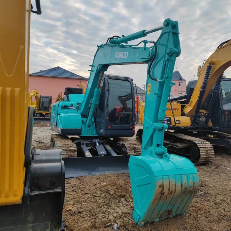 Escavatore mini-crawler da 7,5 tonnellate usato