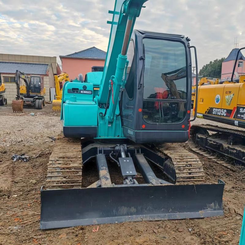 Escavatore mini-crawler da 7,5 tonnellate usato