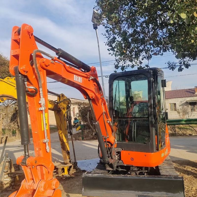 Usato Kubota Digger U30 Usato mini escavatore da 3 tonnellate di piccole dimensioni