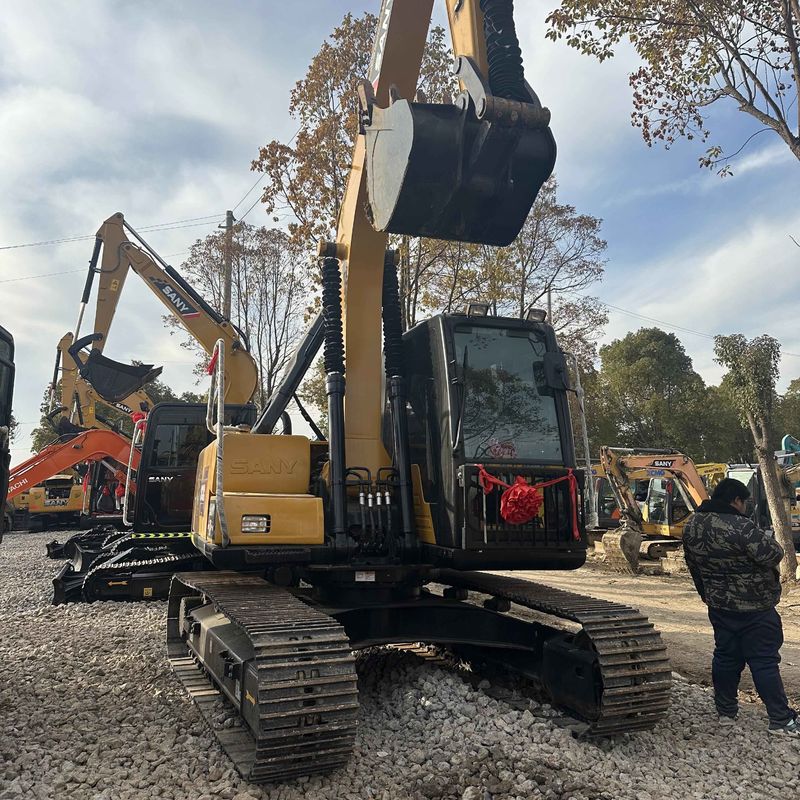 Usato SANY Digger SY135C di seconda mano 13.5 su mini escavatore di piccolo tipo