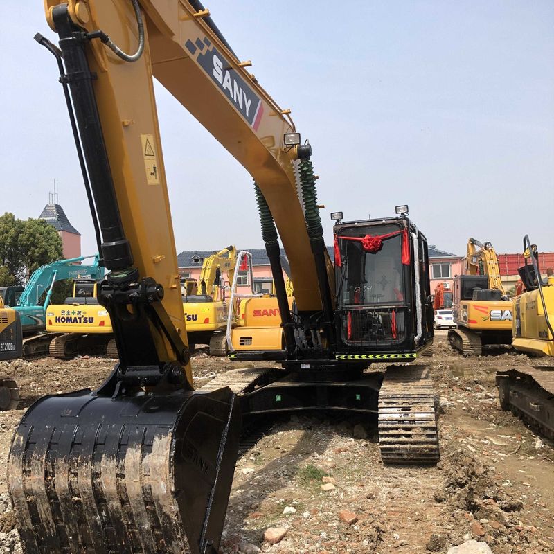 Usato SANY Digger SY215C di seconda mano 21.5 su escavatore di tipo medio