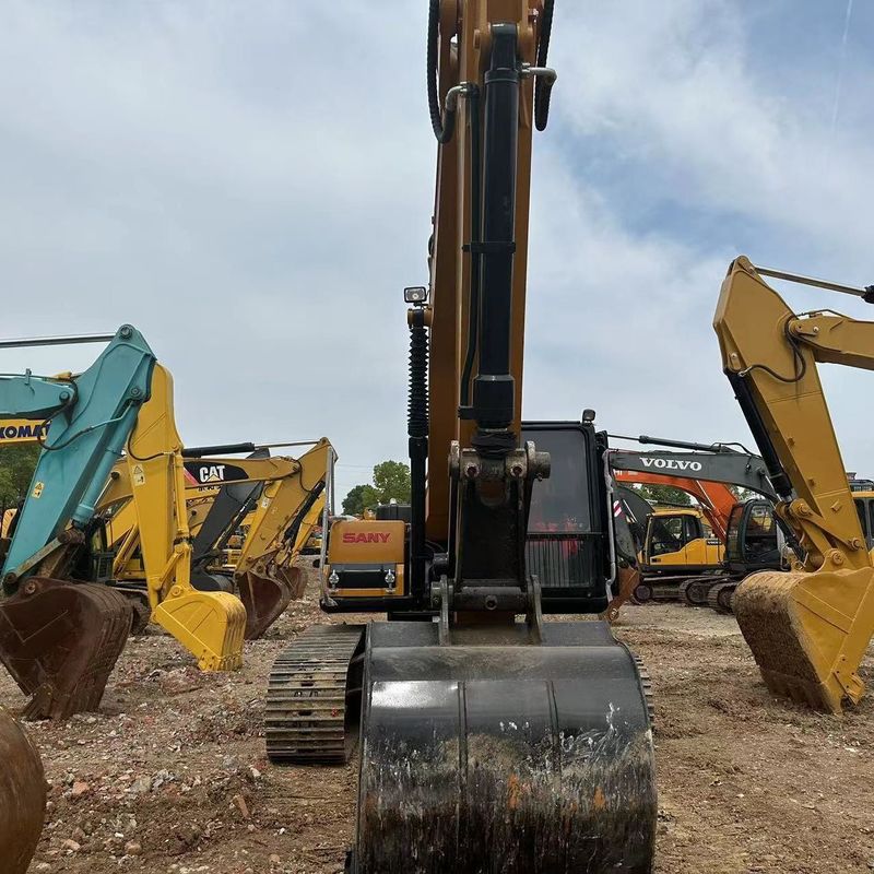 Usata SANY Digger SY215C Usata 21.5 su escavatore di tipo medio