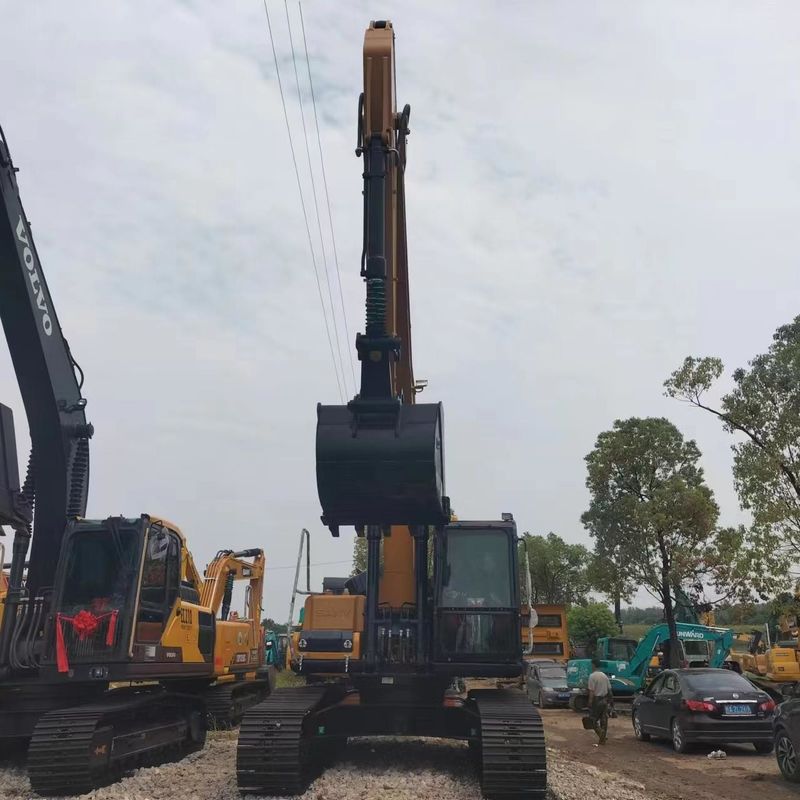 Usato SANY Digger SY235C di seconda mano 23.5 su escavatore di tipo medio