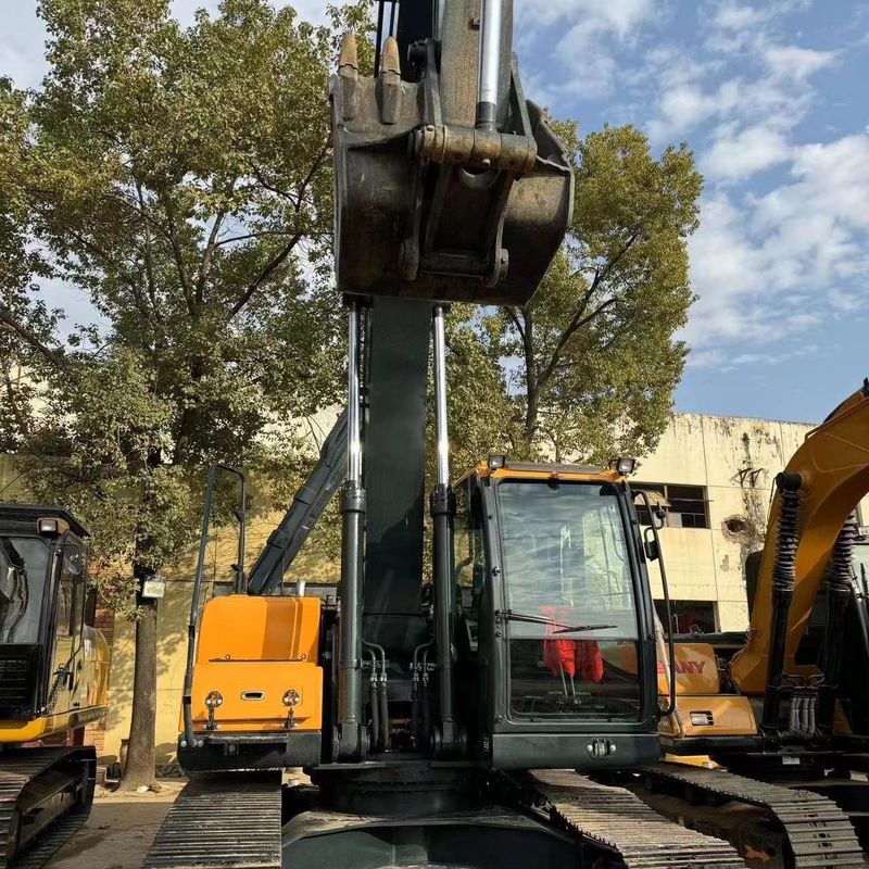 Hyundai Excavator R220-9S di seconda mano