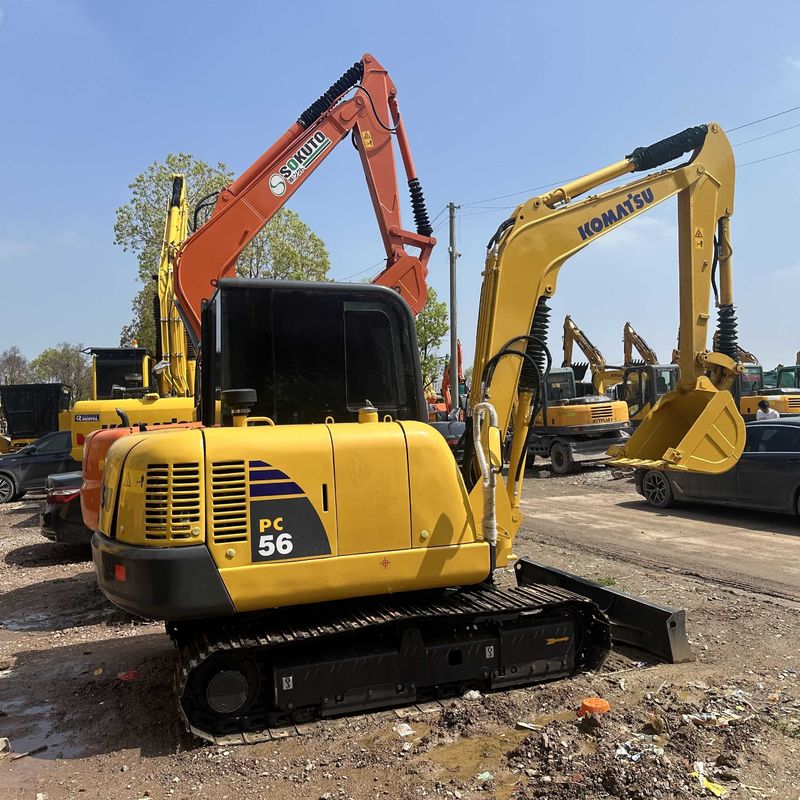 Escavatore Komatsu usato PC56-7 di seconda mano di piccole dimensioni