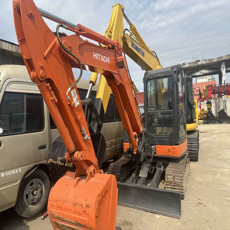 Mini escavatori idraulici di seconda mano Hitachi ZX65 6,5 tonnellate 40,5kw 0,27m3 secchio