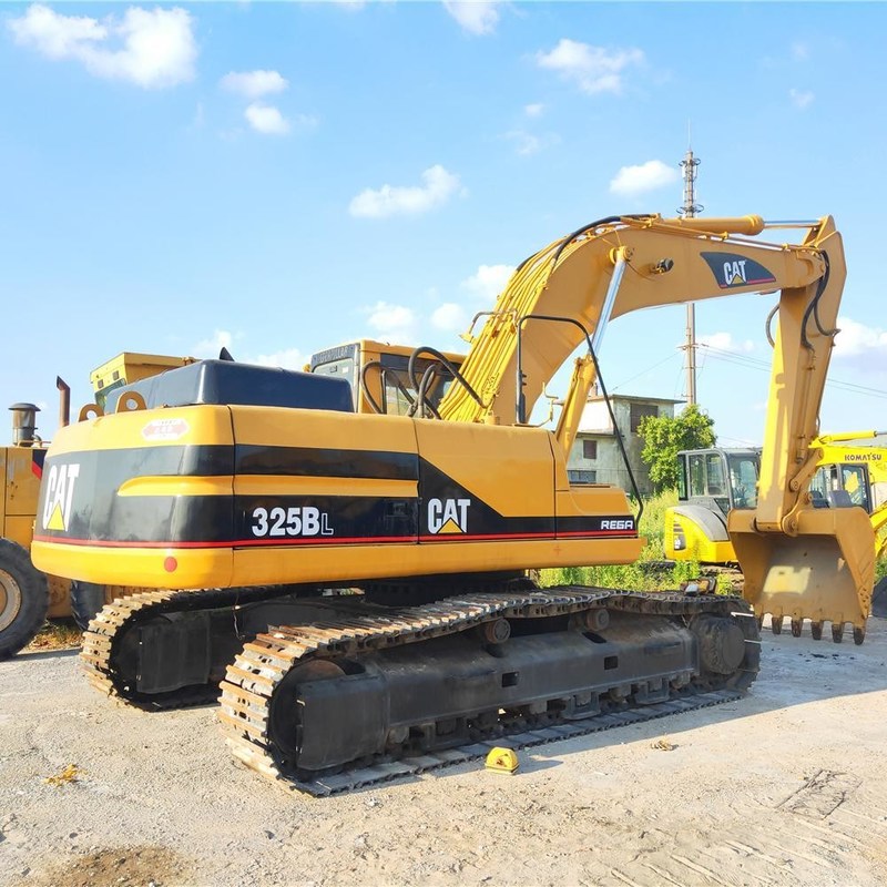 2nd Hand CAT 325BL Escavatore di macchine commerciante 25 Ton 125.3kw con secchio 1.1m3