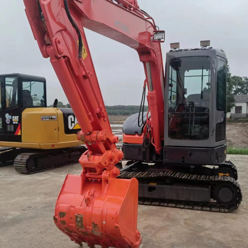 Il mini diesel da 5 tonnellate ha utilizzato il manuale del cingolo 38.23HP dell'escavatore Hitachi ZX55 pre posseduto