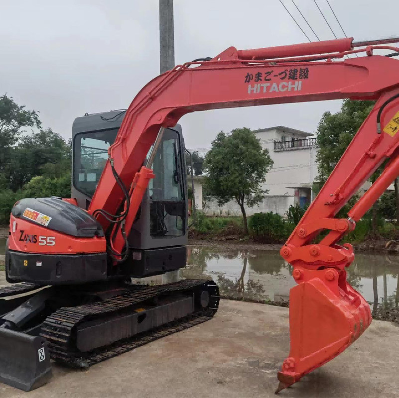 Il mini diesel da 5 tonnellate ha utilizzato il manuale del cingolo 38.23HP dell'escavatore Hitachi ZX55 pre posseduto