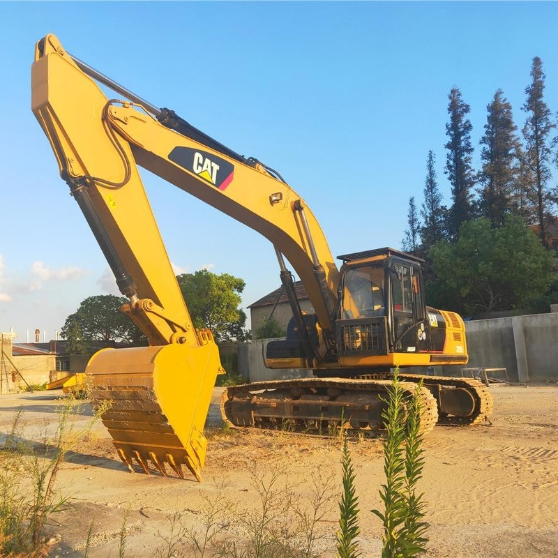 25 tonnellate di escavatore usato CAT 325D Crawler Digger 140kw 1.4m3 Capacità del secchio