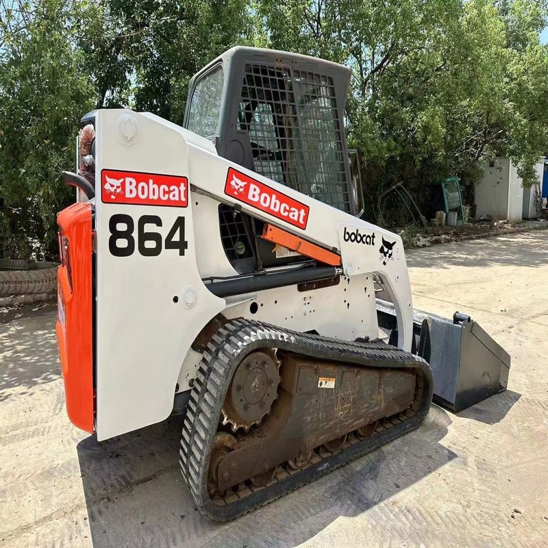 Bob 864 Macchina di caricamento usata per paesaggi 10,6 km/h 53,7 kW