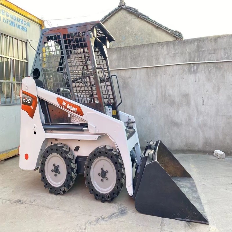 BobS70 Used Skid Steer Heavy Equipment Loader Mini S70 10,1 km/h 17,5 kW