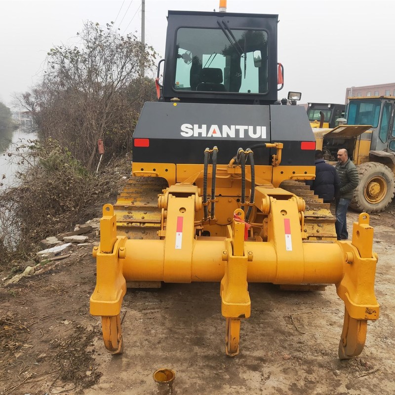 162kw Dozer di seconda mano Bulldozer Shantui SD22 per Ingegneria con secchio da 6,4m3