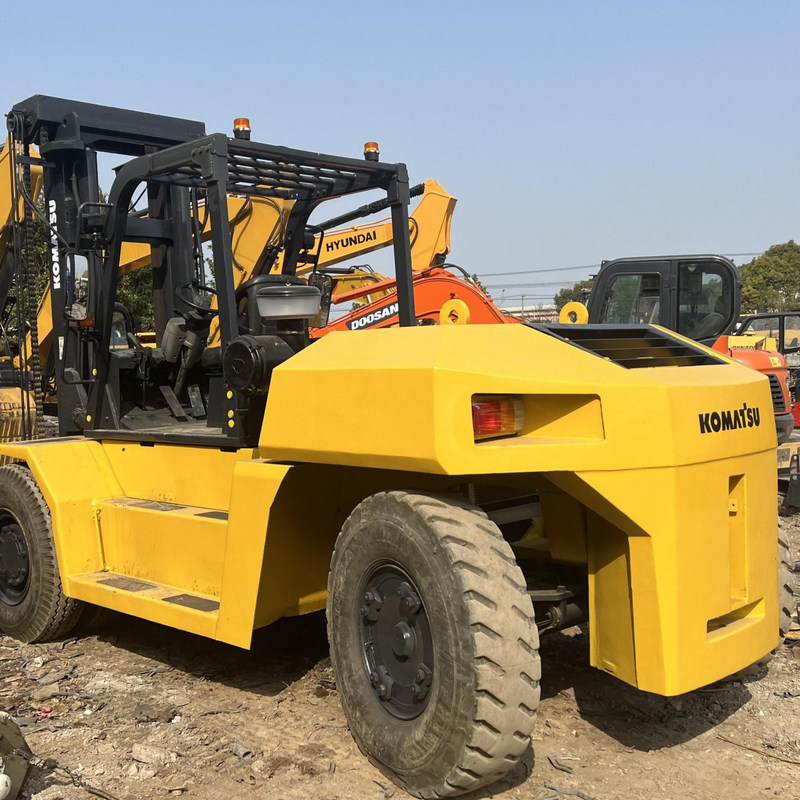 Motore a corrente alternata carrello elevatore Komatsu FD150 15 tonnellate 122 kW altezza massima di sollevamento 3 m