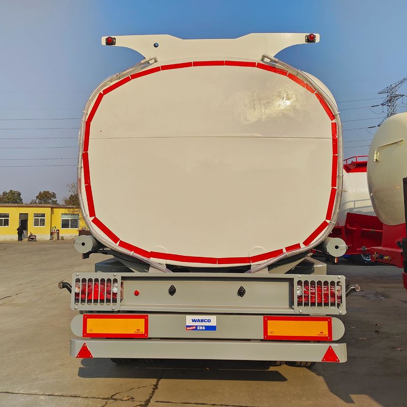 3 assi semirimorchio vecchio camion cisterna per il trasporto di petrolio combustibile 10000L