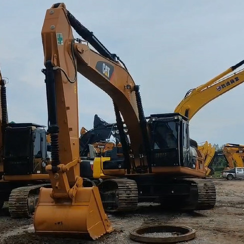 Grande escavatore usato CAT 330D2 30 tonnellate Crawler Digger 156kw con 1,54m3 secchio