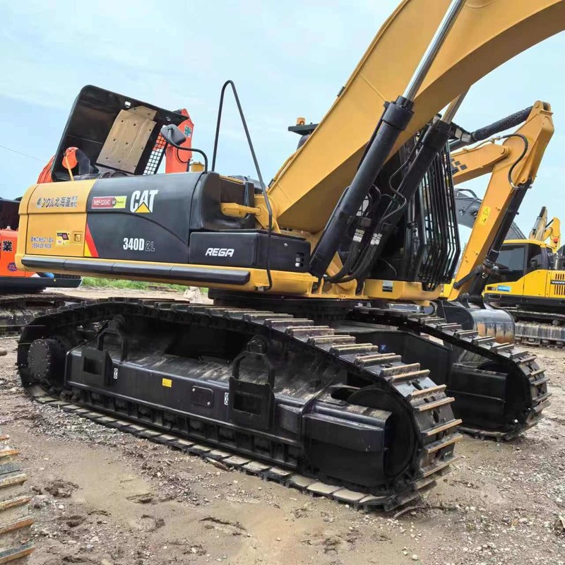 Grande escavatore usato CAT 340D2 40 tonnellate Crawler Digger 208kw con secchio 1.9m3