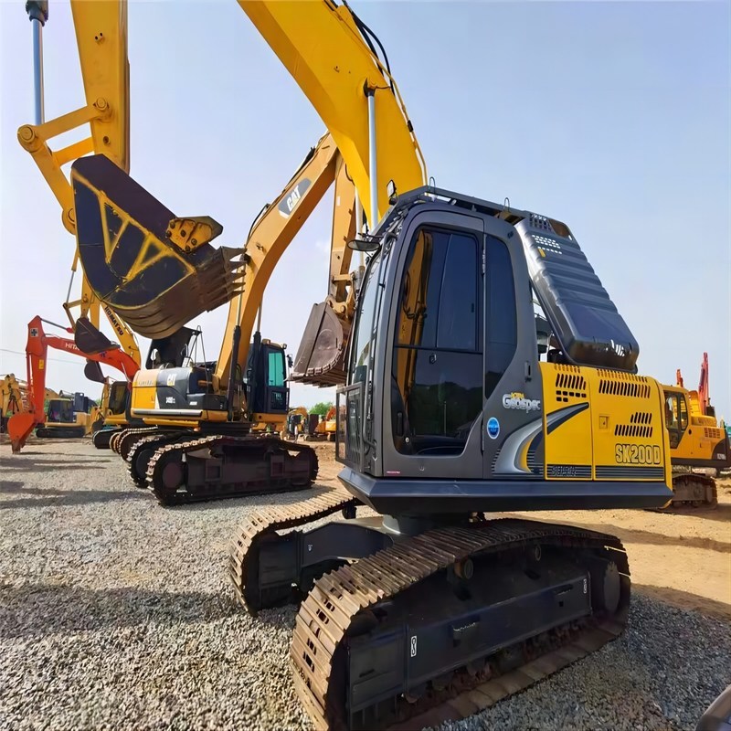 Usato Kobelco Digger SK200-8 di seconda mano 20ton grande tipo escavatore cingolato 114kw