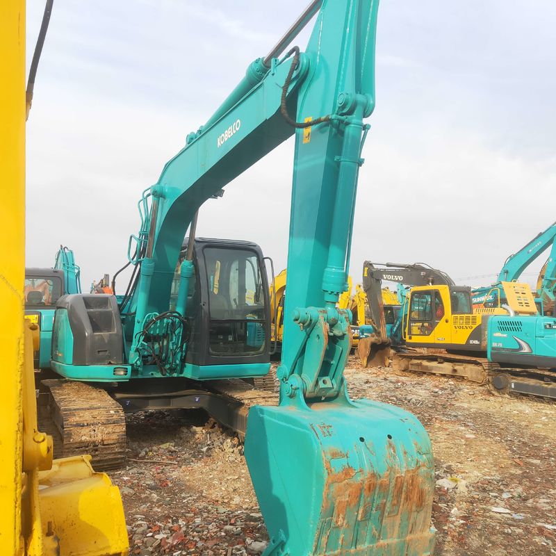 Escavatore Kobelco SK135 di seconda mano da 13,5 tonnellate