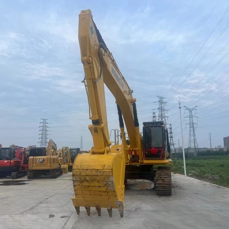 Utilizzato Komatsu Digger PC350 Utilizzato 35 tonnellate Grande tipo di escavatore da striscio Grandi 180kw