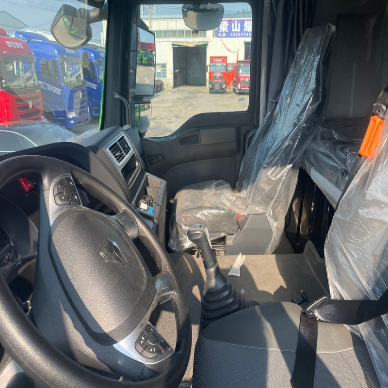 Howo G7 Sinotruk Howo 6x4 Tipper 10 Wheeler diesel manuale