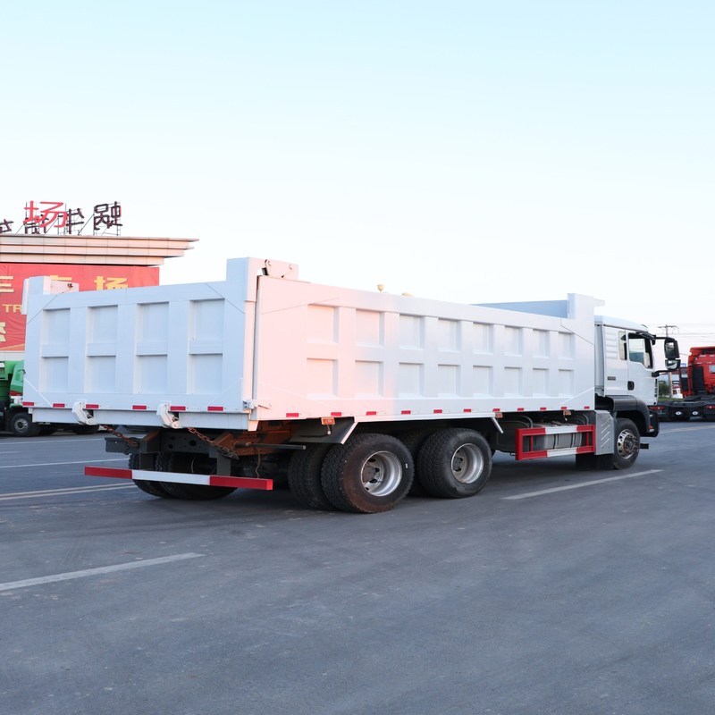 Howo T5G Sinotruk Howo 6x4 Tipper 10 Wheeler 30m3 capacità