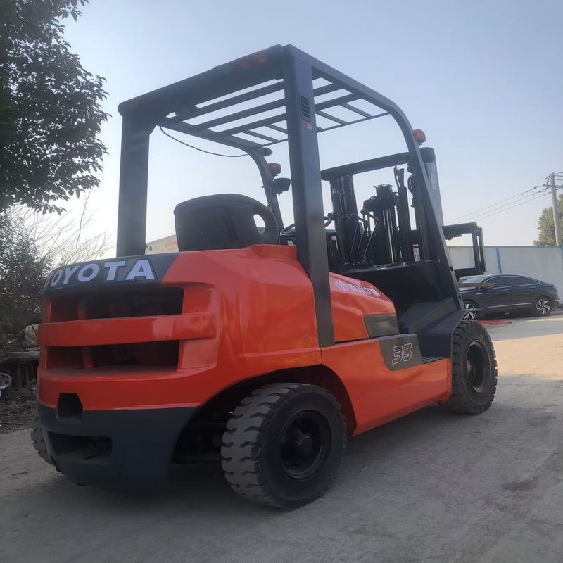 Toyota Used Forklift 3,5 tonnellate 3,5 Mast con cambio laterale