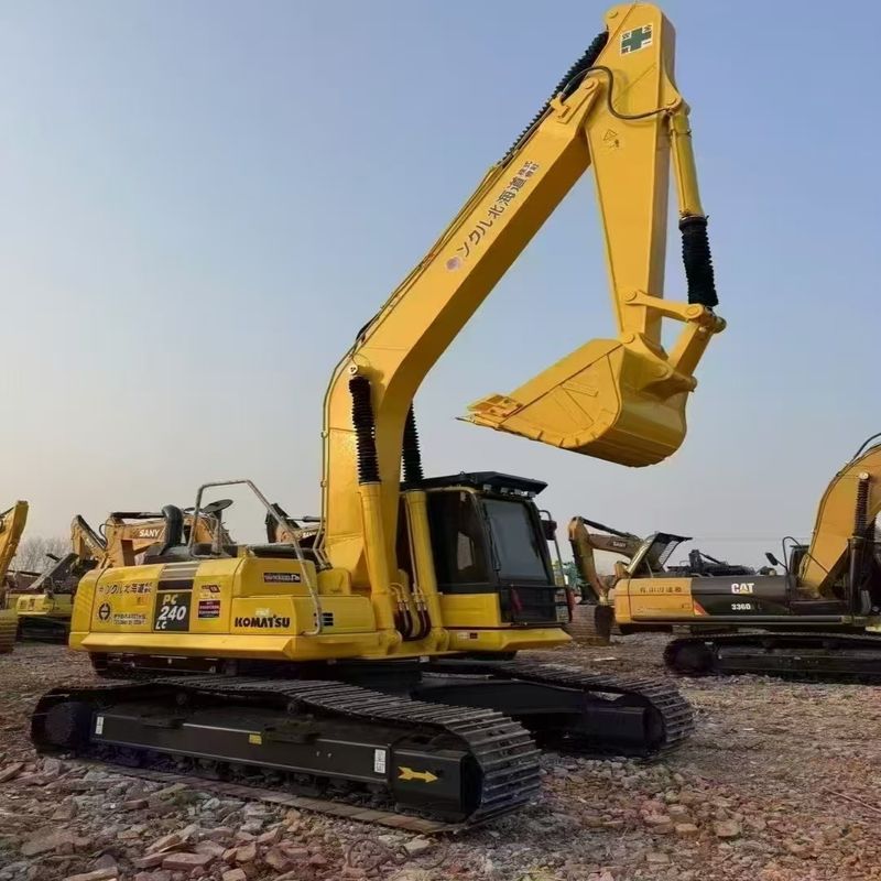 Escavatori Komatsu di seconda mano PC240 Escavatori di tipo medio di 24 tonnellate