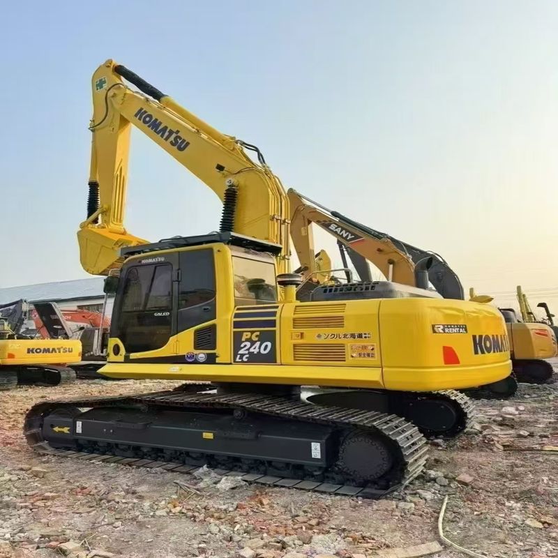 Escavatori Komatsu di seconda mano PC240 Escavatori di tipo medio di 24 tonnellate